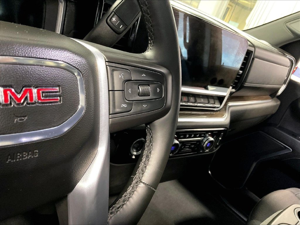 Used 2023 Blue GMC Elevation image 23