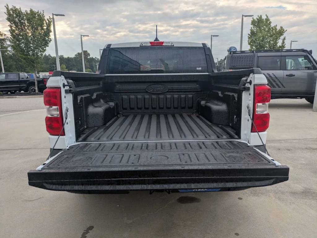New 2026 White Ford XLT image 6