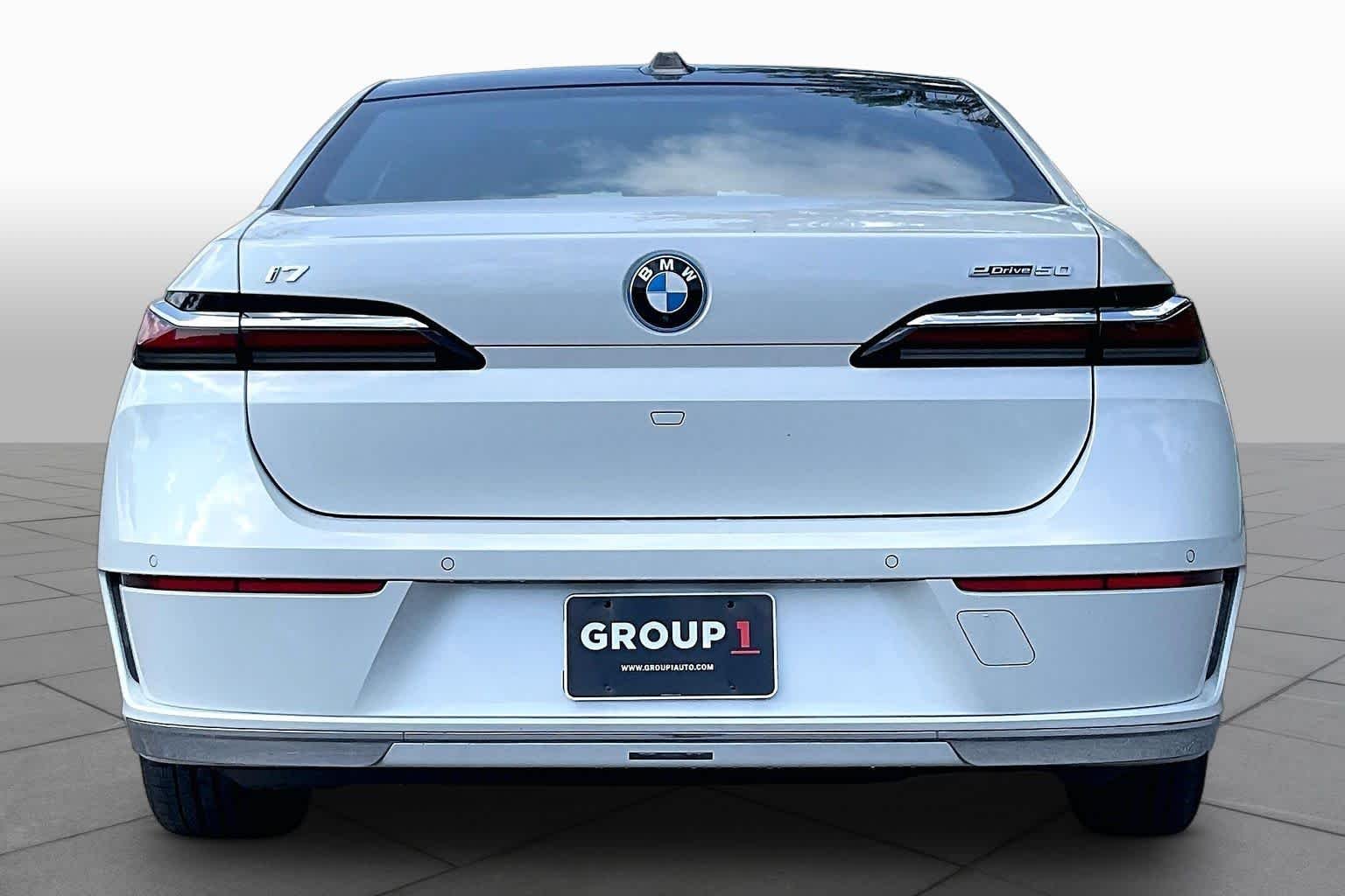 Pre-Owned 2024 BMW I7 EDrive50