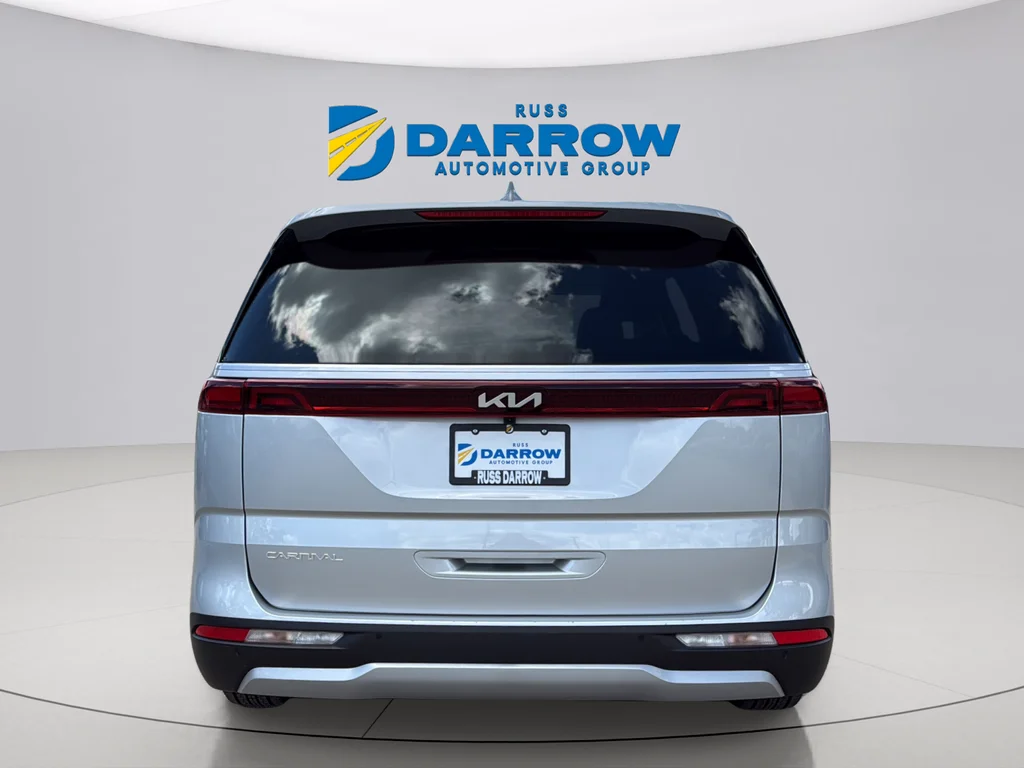 Certified Used 2023 Silky Silver Kia LX Seat Package image 4
