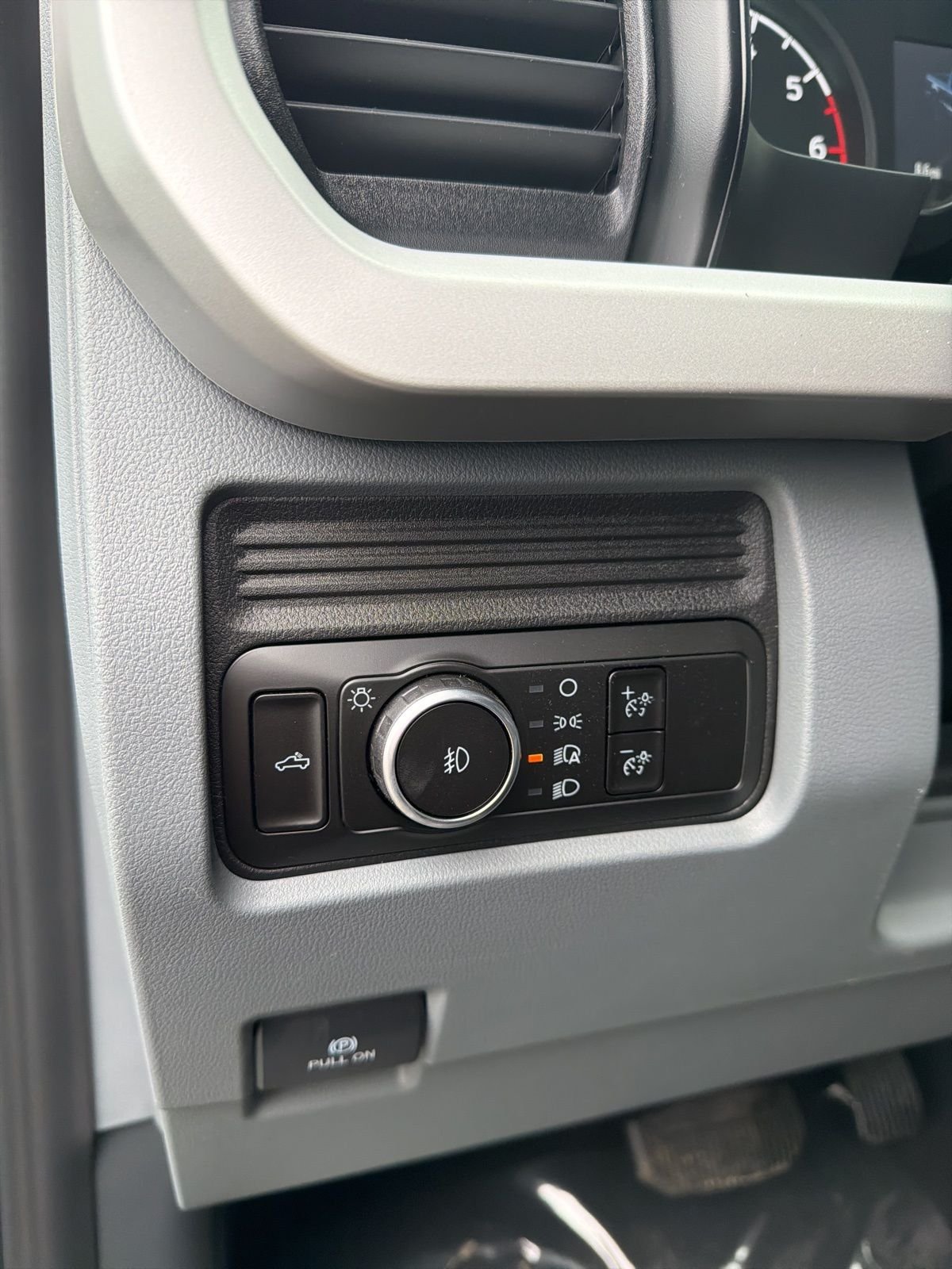 New 2026 Oxford White Ford F-250® XL image 16