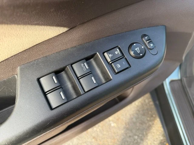 Used 2013 Blue Honda EX image 27