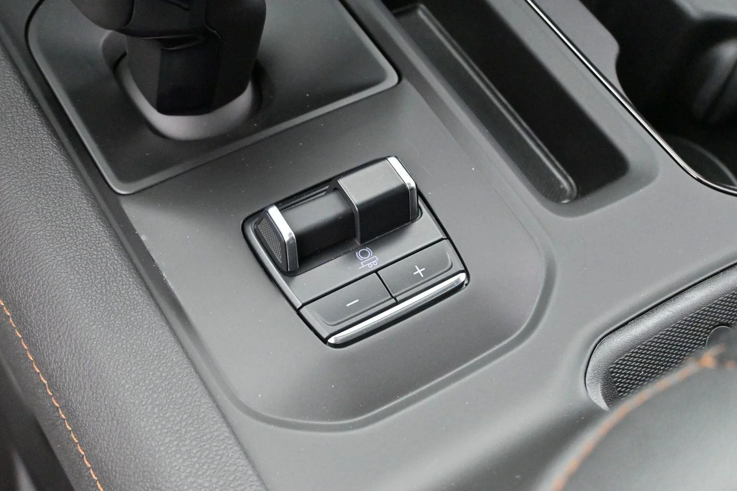 Used 2024 Titanium Rush Metallic GMC AT4 image 21