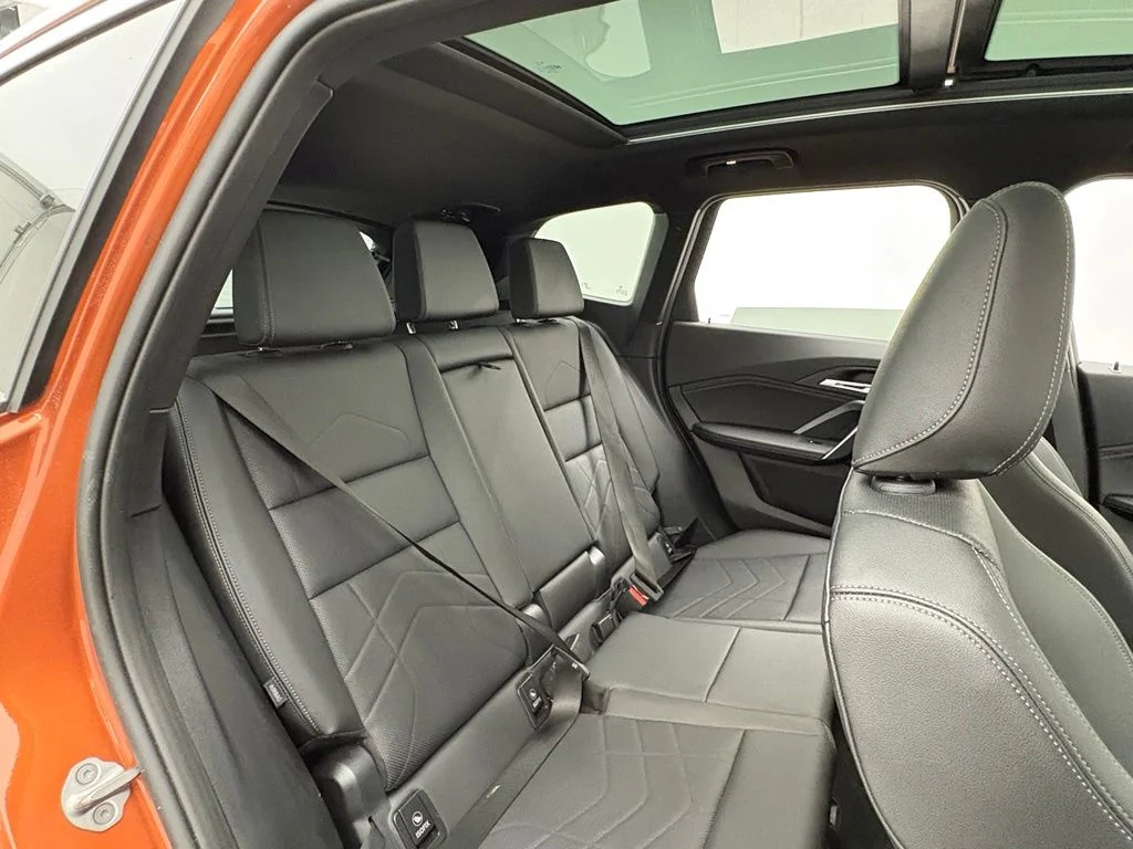 Used 2023 Utah Orange Metallic BMW xDrive28i image 39