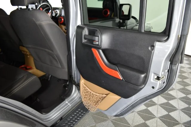 Used 2016 Silver Jeep Unlimited Sahara image 40