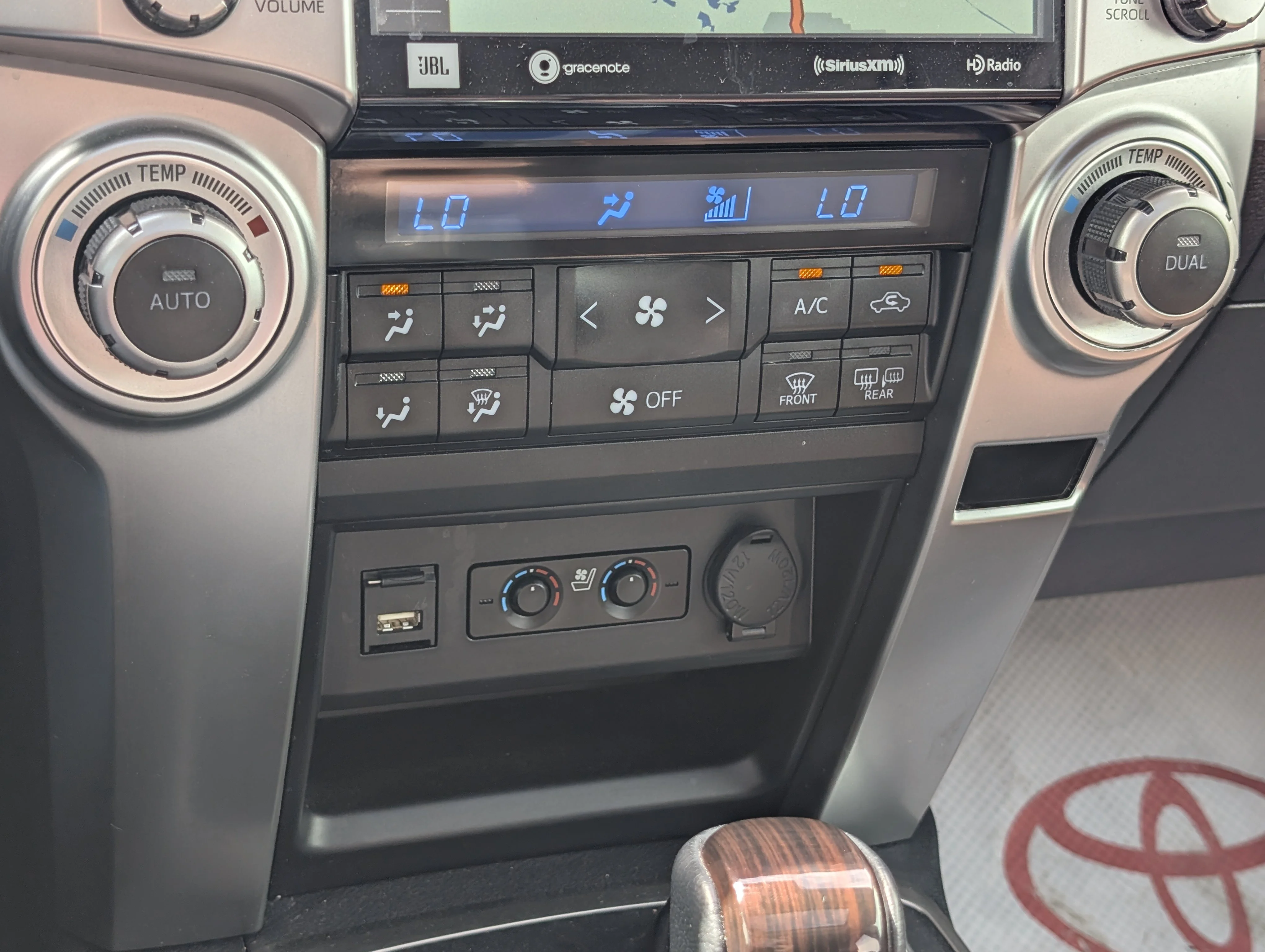 Used 2023 Blizzard Pearl Toyota LIMITED image 32