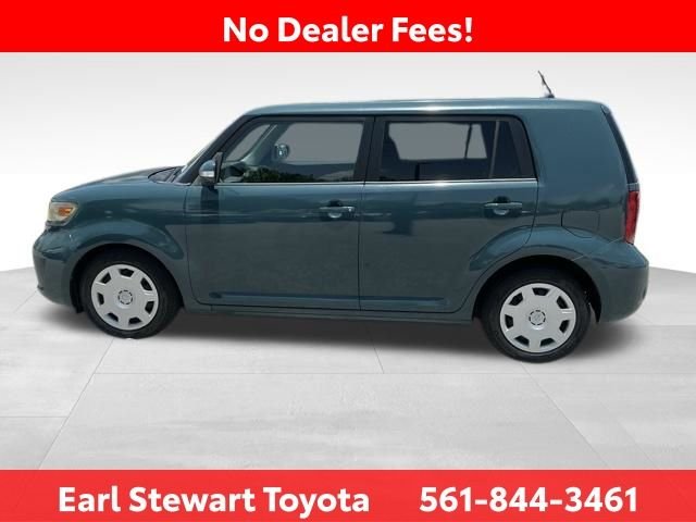 Used 2009 Green Scion Base image 7