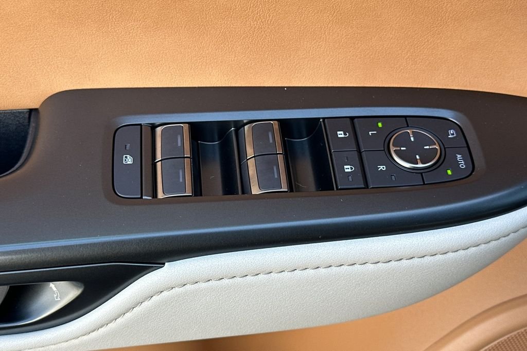 2026 Lexus RZ Premium - Photo 13