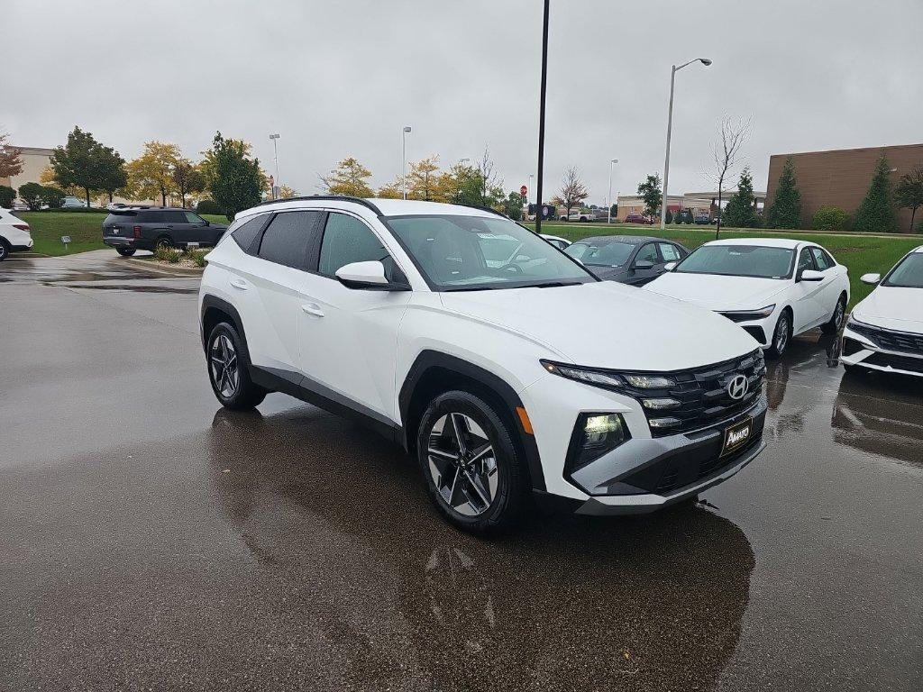 New 2026 White Hyundai SEL AWD image 7