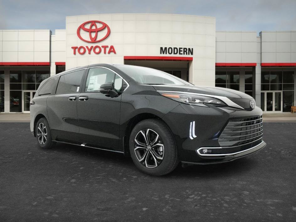New 2026 Midnight Black Met Toyota Platinum image 9
