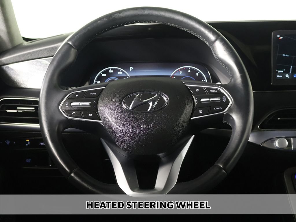 Used 2021 Black Hyundai Limited image 13