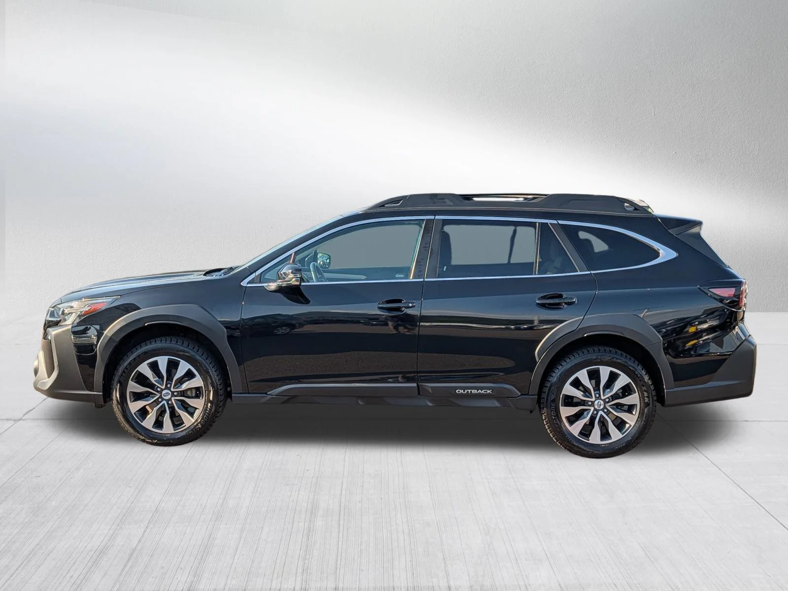 Used 2023 Crystal Black Silica Subaru Limited image 4