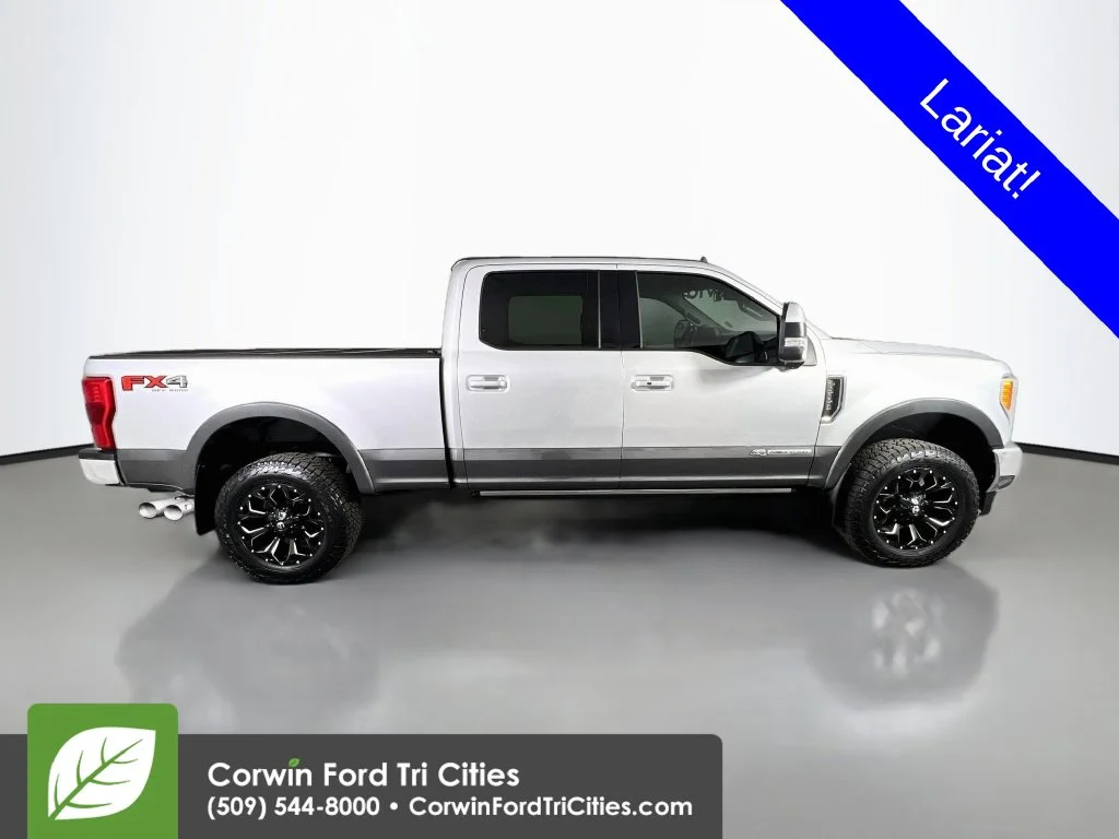 Used 2019 Ingot Silver Ford Lariat image 16