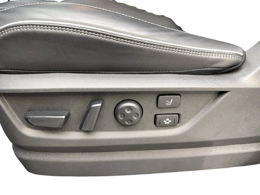 Used 2025 Blue INFINITI AUTOGRAPH image 32