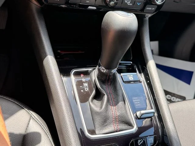 Used 2026 Silver Jeep Trailhawk image 21