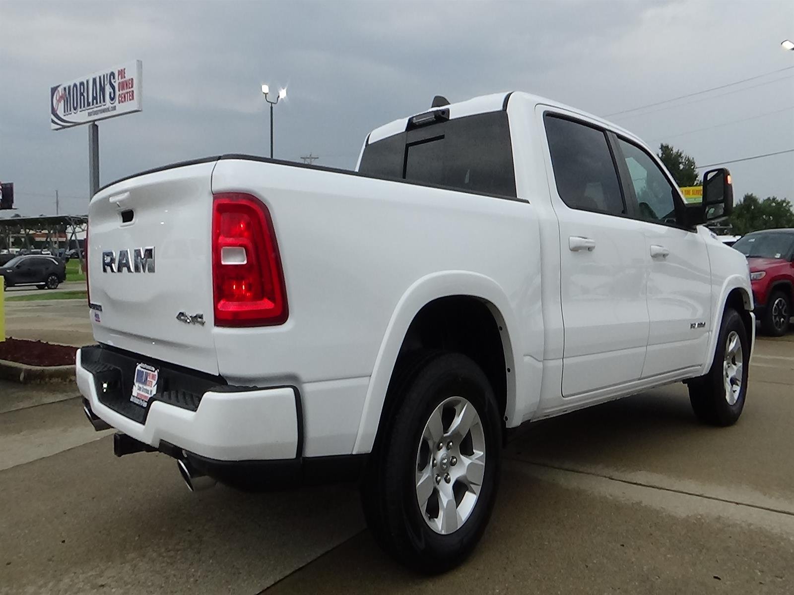 Used 2025 Bright White Clear Coat (pw7) RAM Big Horn image 6
