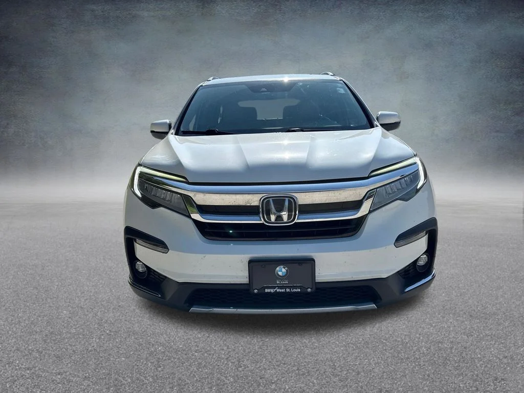 Used 2019  Honda Touring image 8