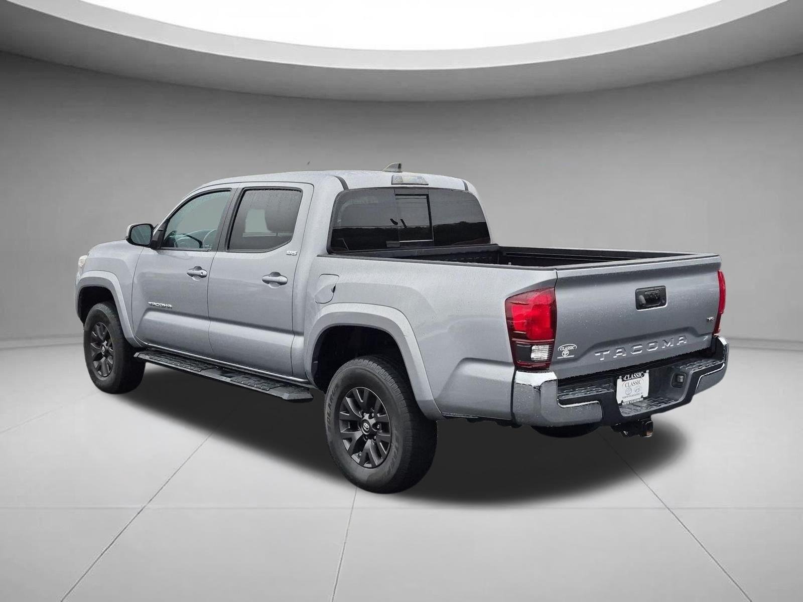 Used 2020 Silver Sky Metallic Toyota SR5 image 3