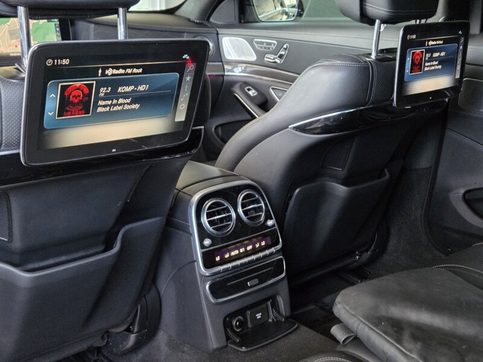 Used 2019 Black Mercedes-Benz AMG® S 63 image 15