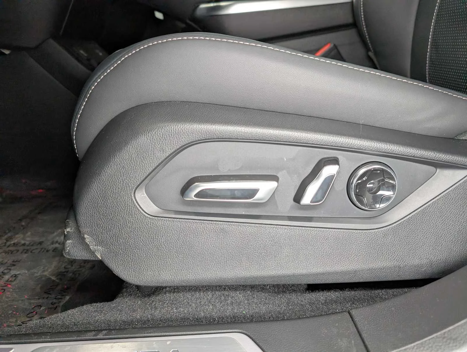 New 2026 Liquid Carbon Metallic Acura w/Technology Package image 36
