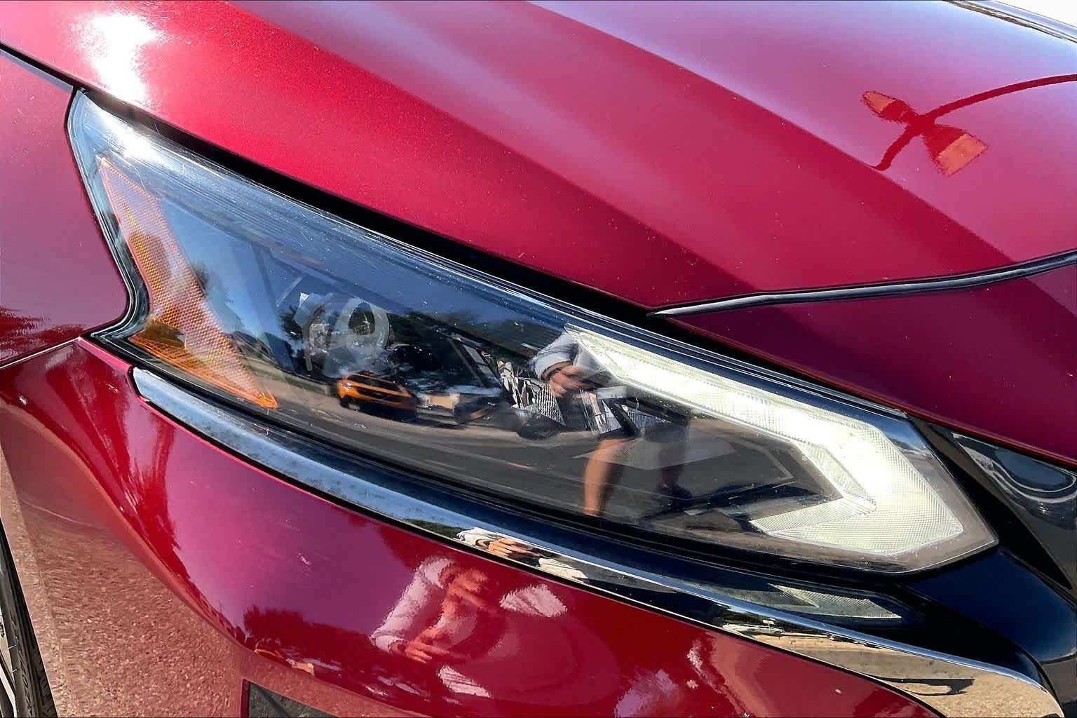 Used 2024 Scarlet Ember Nissan 2.5 SR image 26