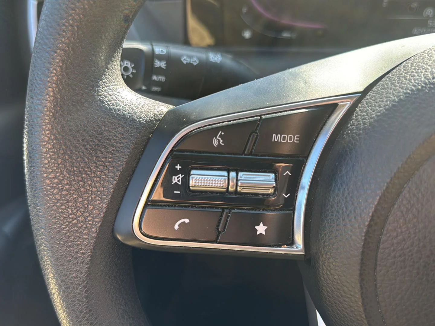 Used 2024 Neptune Blue Kia LX image 15