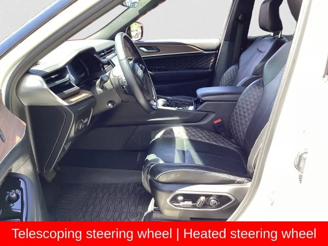 Used 2023 Bright White Clearcoat Jeep Summit image 9