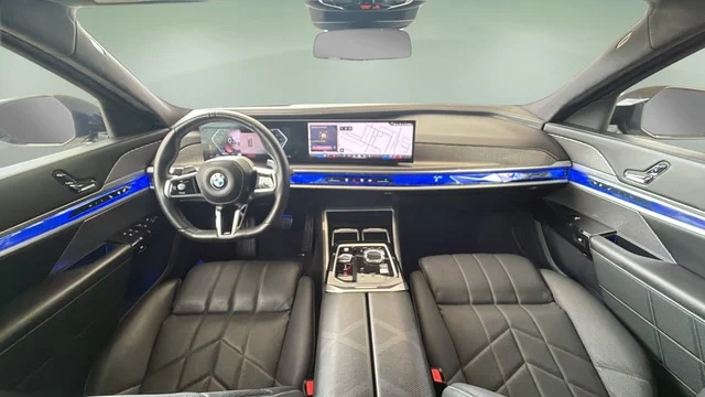 Used 2025 Black Sapphire Metallic BMW 760i xDrive image 7