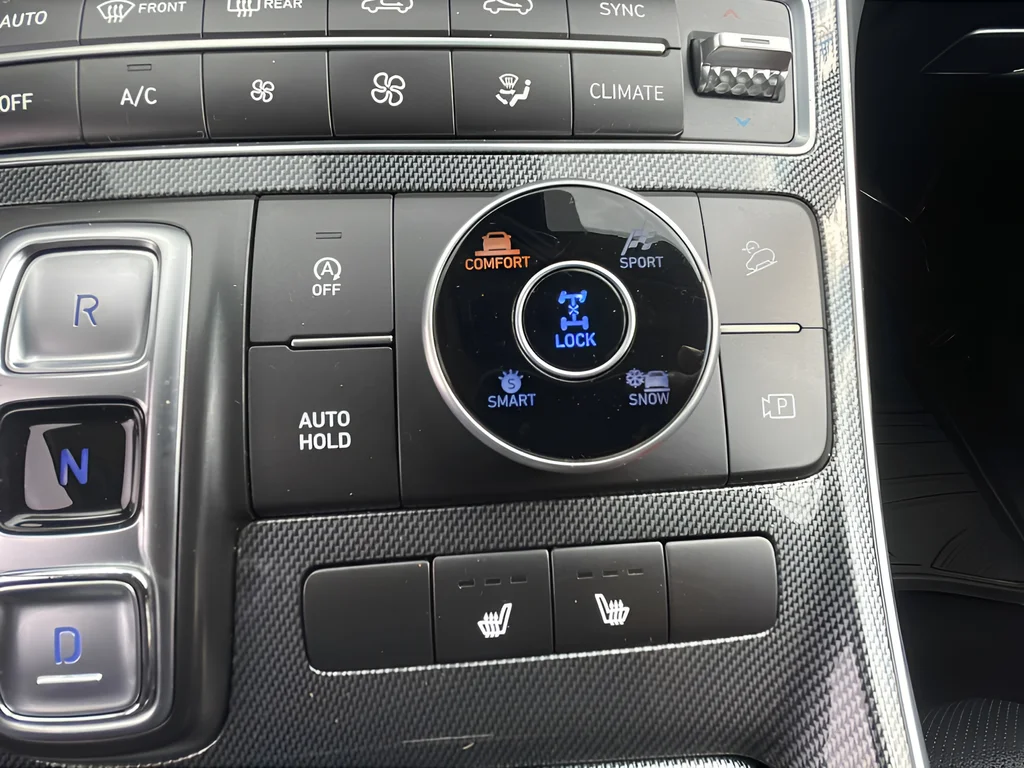 Used 2023 Silver Hyundai SEL image 23