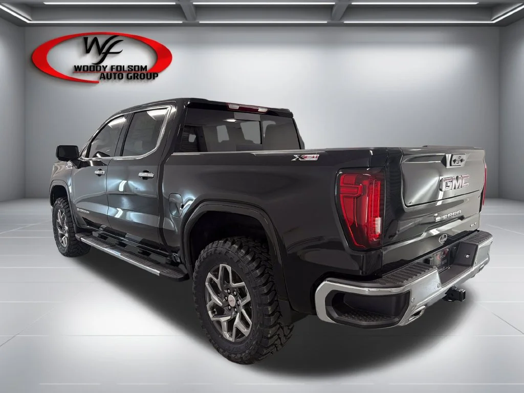 New 2026 Onyx Black GMC SLT image 8