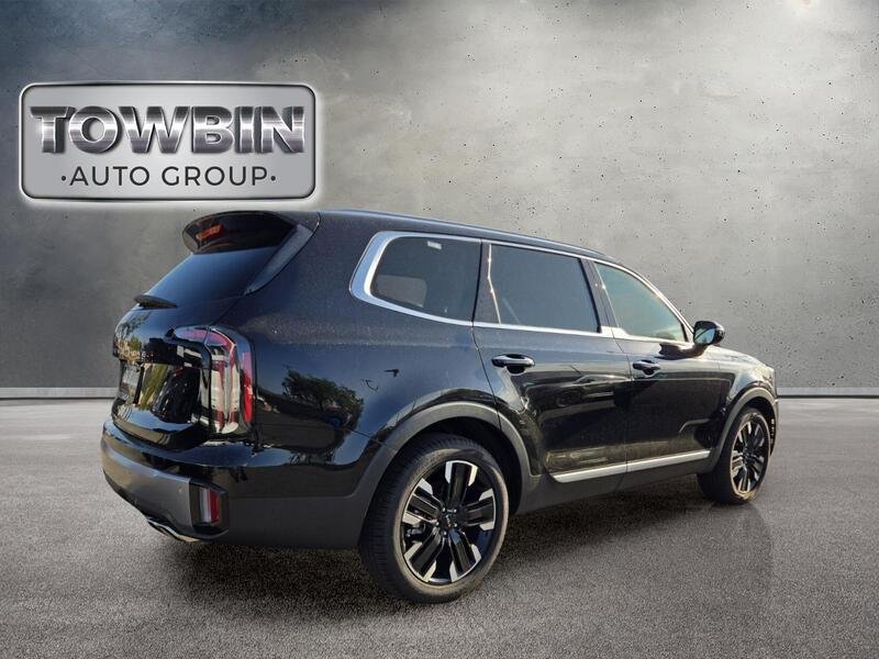 Used 2025 Ebony Black KIA SX FWD image 4