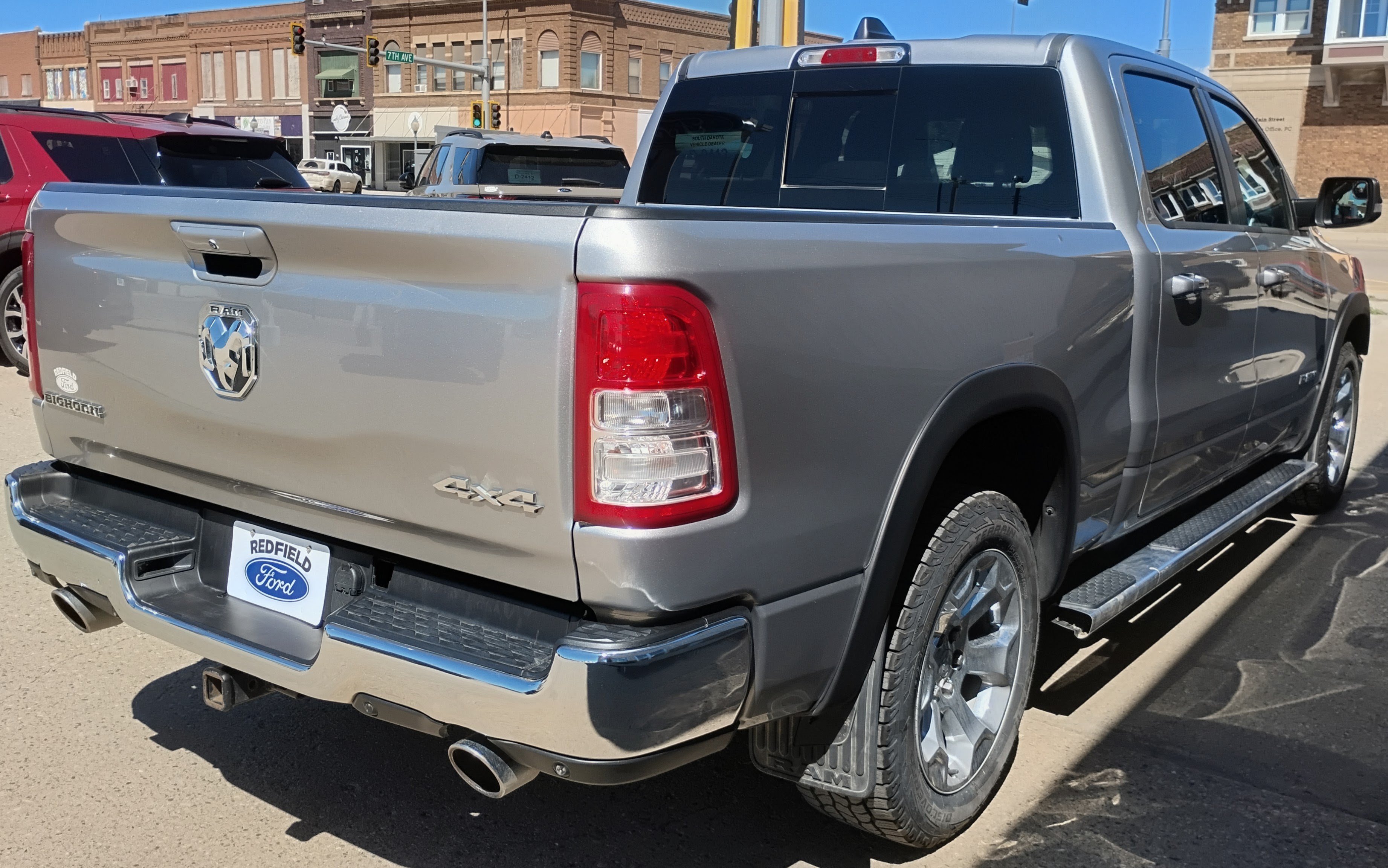 Used 2018 Granite Crystal Metallic Clearcoat Ram Big Horn image 6