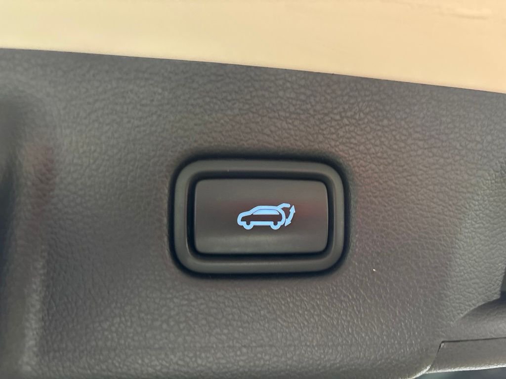 Used 2024 White Hyundai XRT image 38