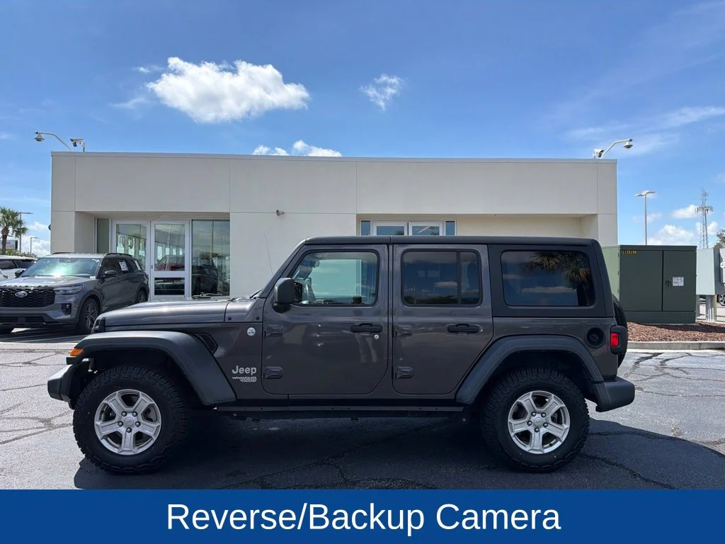 Used 2020 Gray Jeep Unlimited Sport S image 3