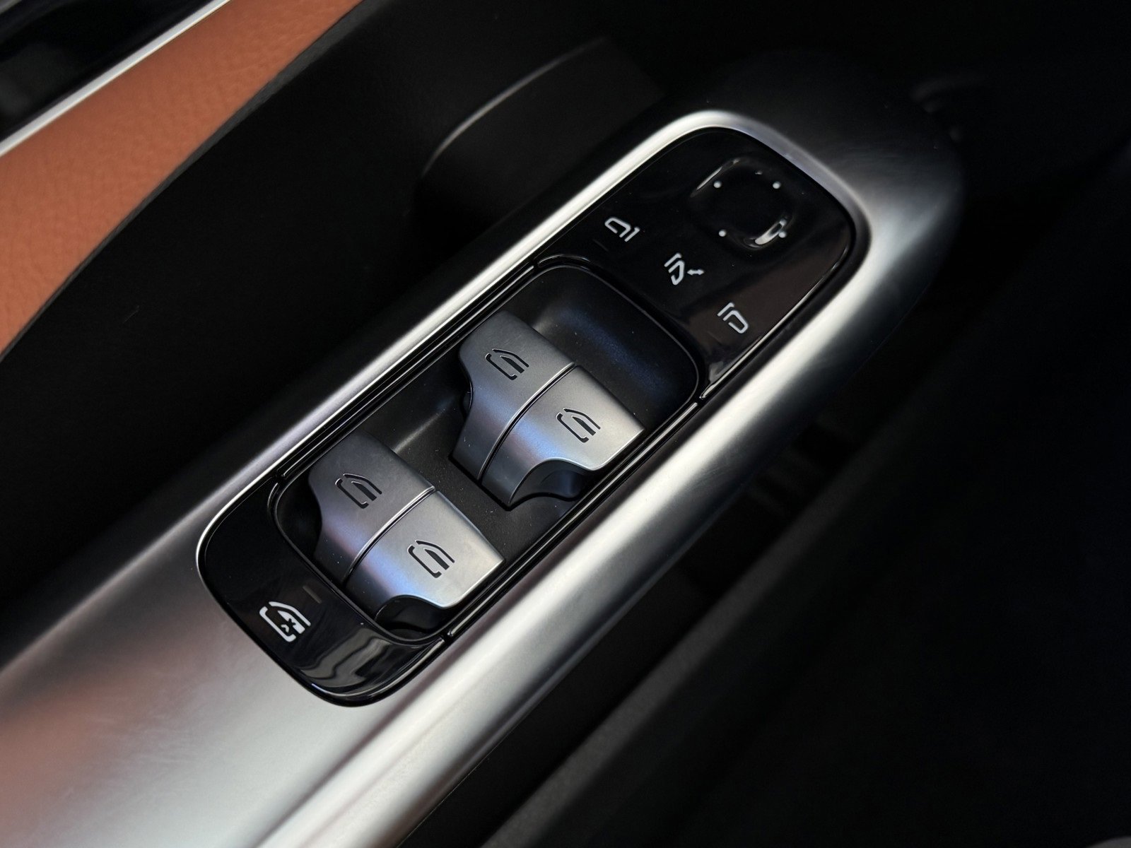 New 2026 Polar White Mercedes-Benz C 300 image 42