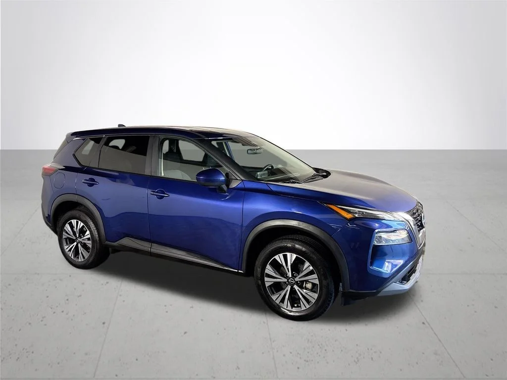 Used 2023 Blue Nissan SV image 4