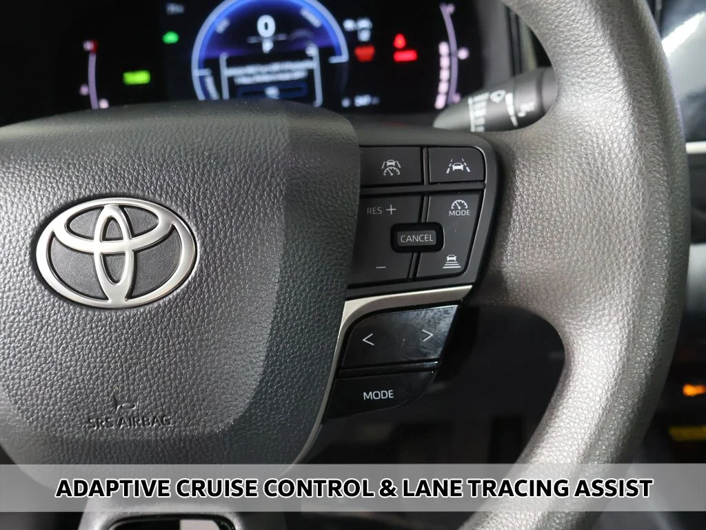 Used 2025 White Toyota LE image 3