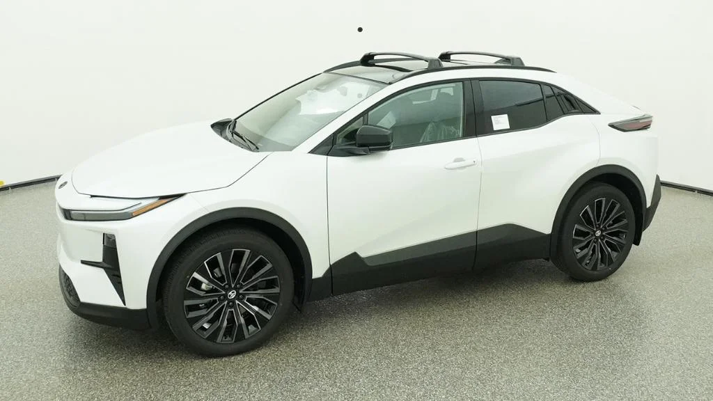 New 2026 Wind Chill Pearl Toyota XSE image 57