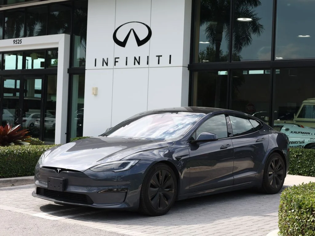 2022 Tesla Model S -'s photo