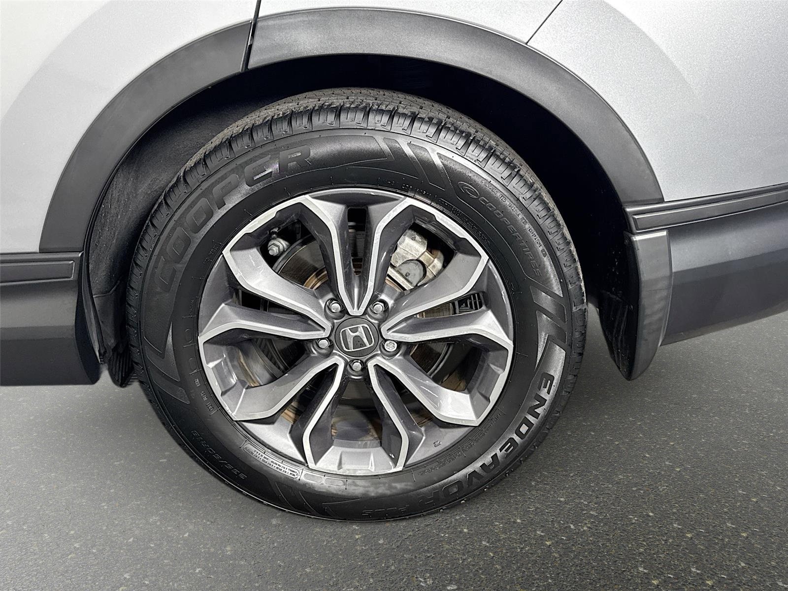 Used 2022 Lunar Silver Metallic Honda EX-L image 31