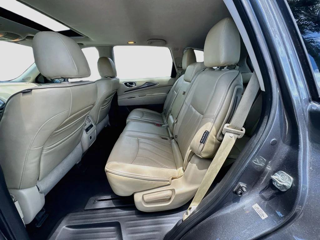 Used 2018 Gray INFINITI Base image 26