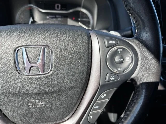 Used 2022 Black Honda RTL image 27