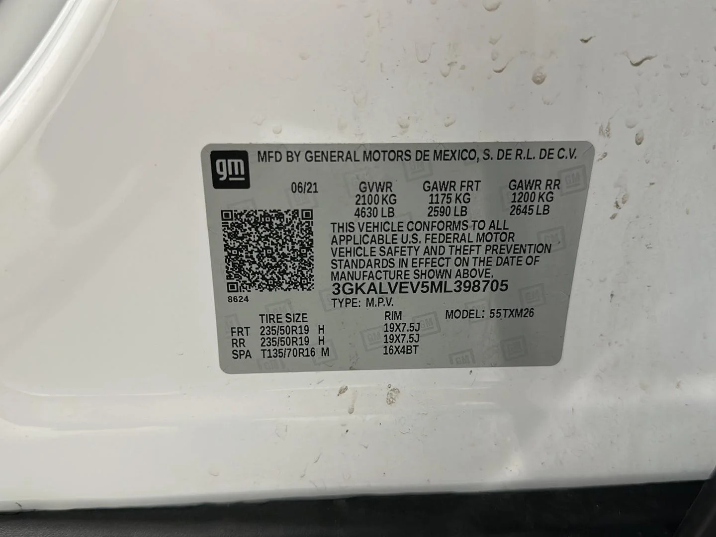 Used 2021 SUMMIT WHITE GMC SLT image 26