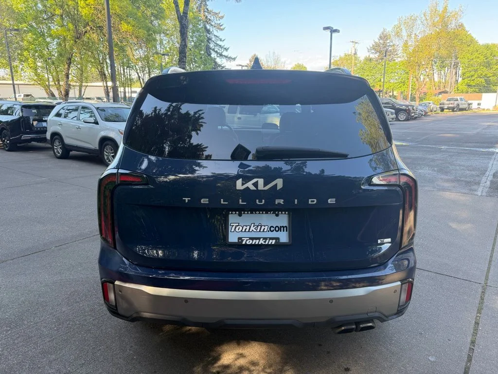 Used 2023 Midnight Lake Blue Kia EX X-Line image 5