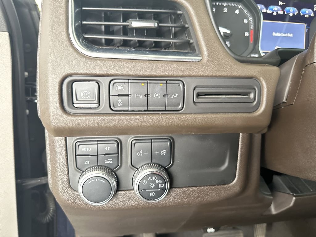 Used 2021 Blue GMC SLT image 19