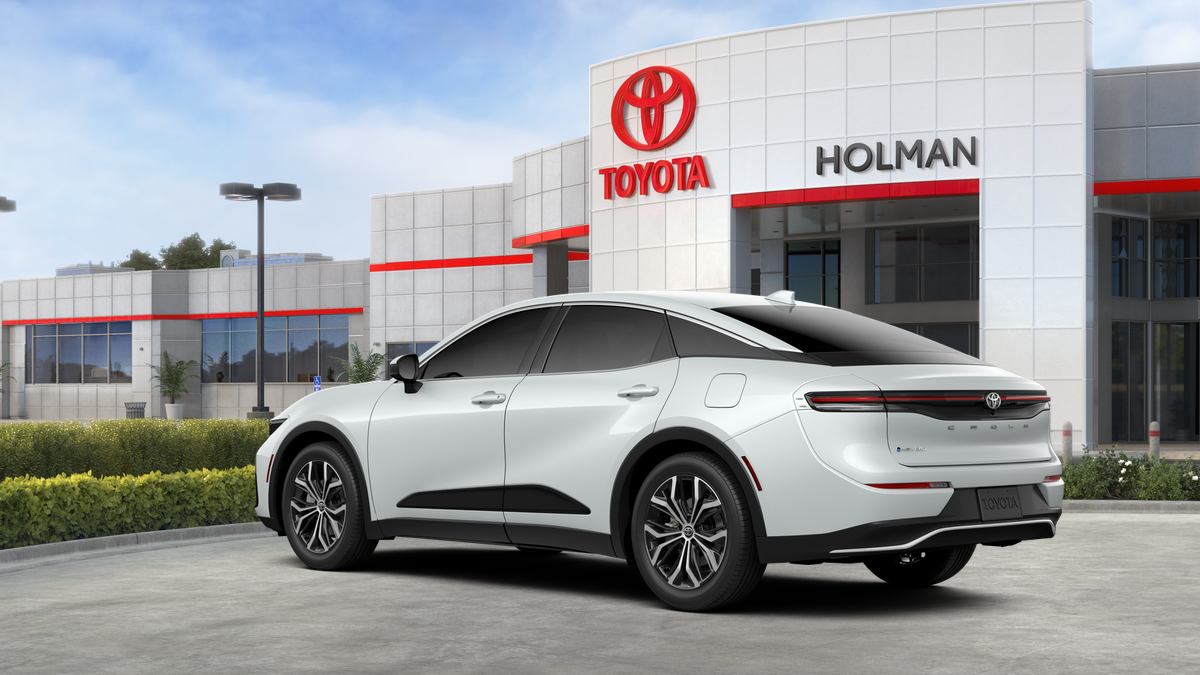 New 2026 Oxygen White Toyota XLE image 6