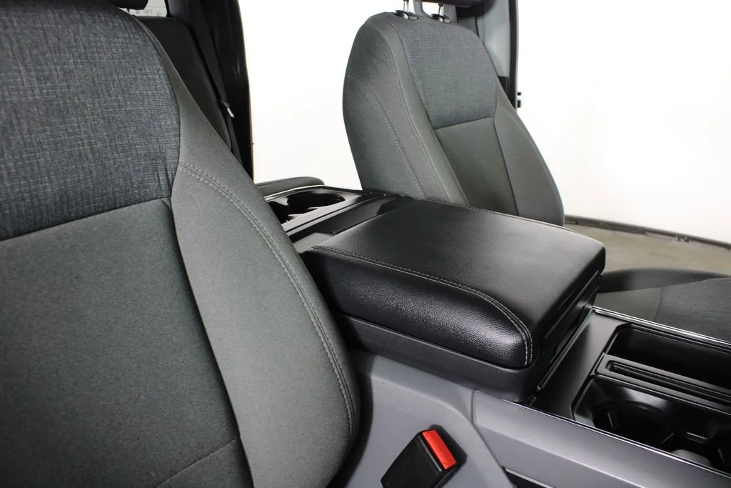 Used 2024 Blue Ford XLT image 17