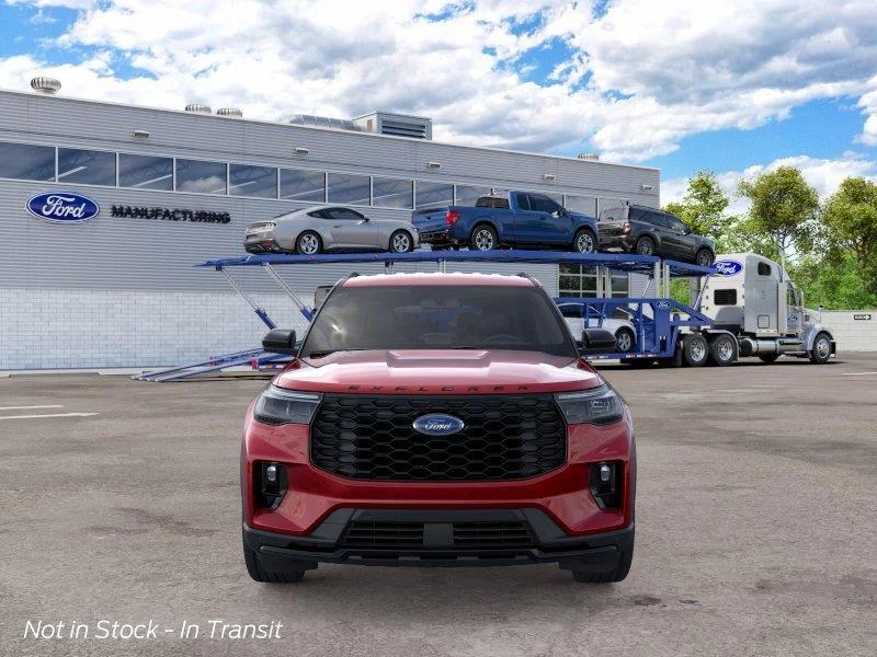 New 2026 Rapid Red Metallic Tinted Clearcoat Ford ST-Line image 7