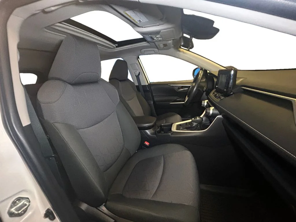 Used 2020 Super White Toyota XLE image 16