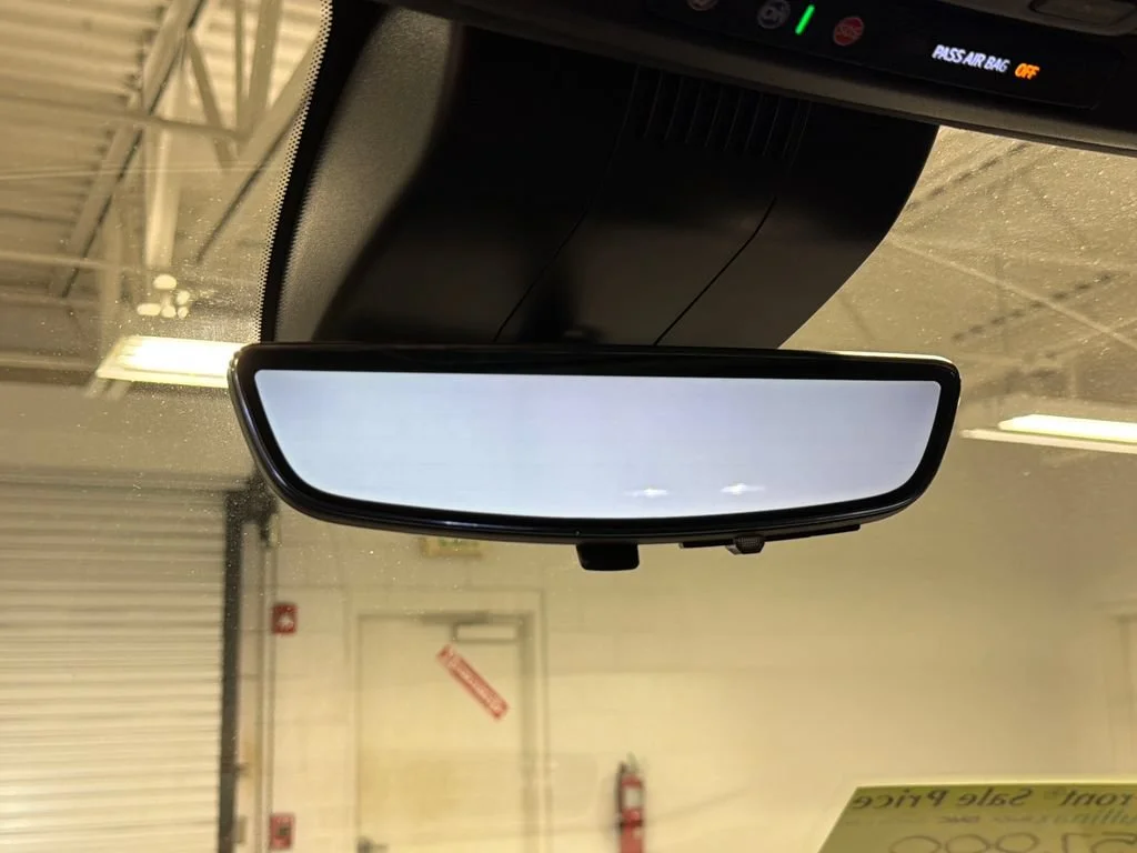 Used 2023 ONYX BLACK GMC AT4X image 39